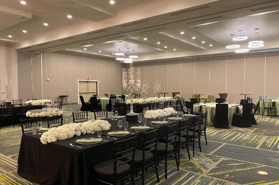 Holiday Inn Willowbrook Houston Nw Cypress Esterno foto